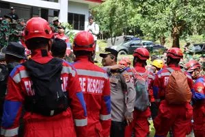 Polres Maros Gelar Operasi Aman Nusa II, 100 Personel Cari Korban Pesawat ATR 24-500 di Bulusaraung
