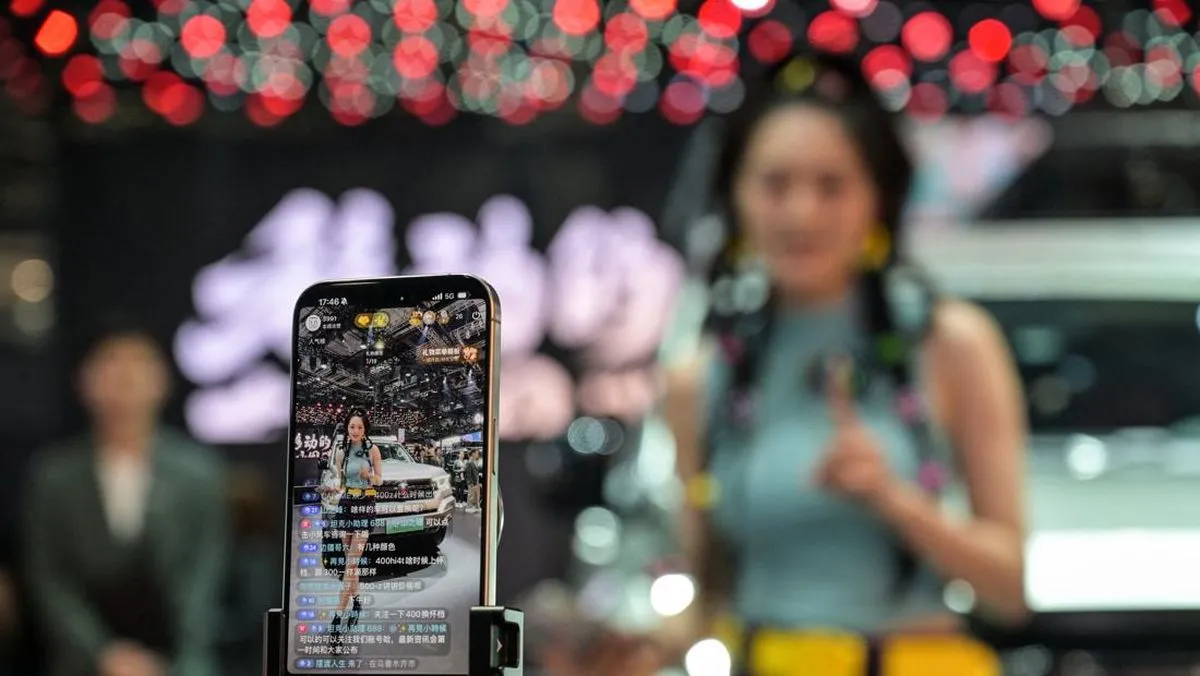 China Terapkan Aturan Baru untuk Influencer Harus Miliki Ijazah dan Sertifikat