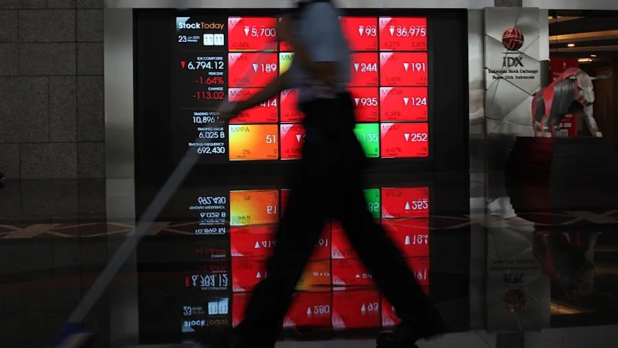 IHSG Terjun 3,5% di Awal Perdagangan Akibat Ketegangan Politik