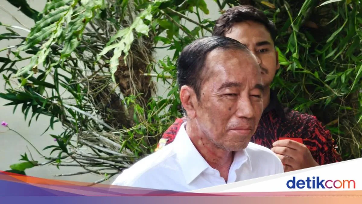Jokowi Rayakan Ulang Tahun ke-64 di Solo, Warga Datang Beri Ucapan dan Doa Kesembuhan