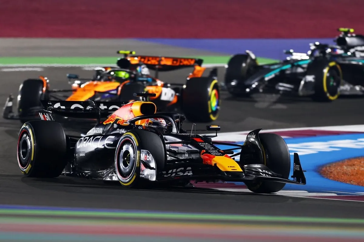 Verstappen Menang di F1 GP Qatar, Selisih Poin dengan Norris Tinggal 12