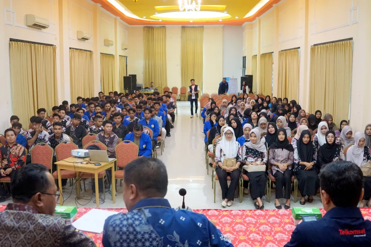 Disnakertrans NTB Kolaborasi dengan Kampus Siapkan Lulusan Berkualitas untuk Dunia Kerja