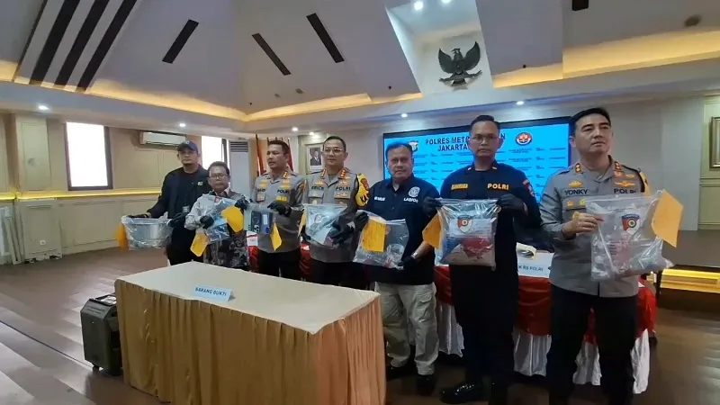 Polisi Ungkap Pembunuhan Berencana Keluarga di Warakas, Pelaku Anak Korban