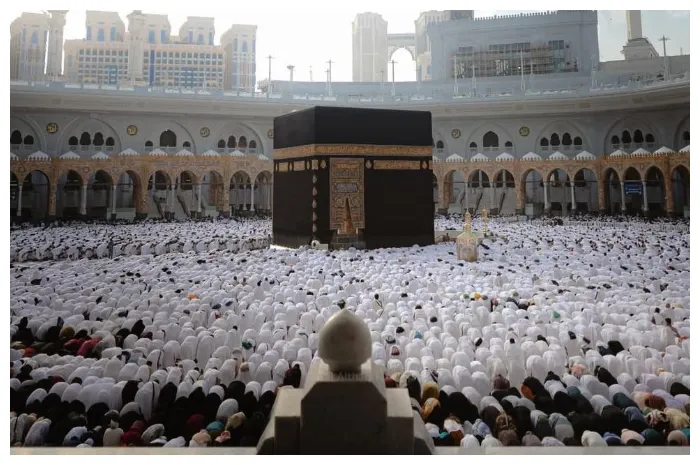 Kemenhaj Ingatkan Jemaah Umrah Waspadai Penipuan Travel Ibadah