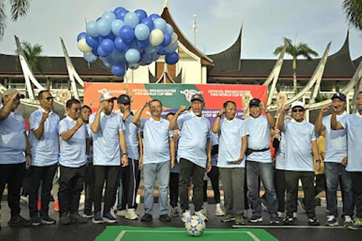 Gubernur Mahyeldi Resmikan Penyiaran Piala Dunia 2026 di TVRI Sumbar