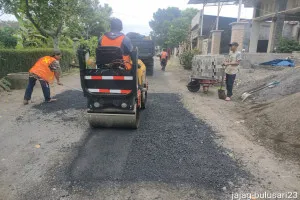 Pemkab Banyuwangi Mulai Pengerjaan Jalan Poros Antar Kecamatan