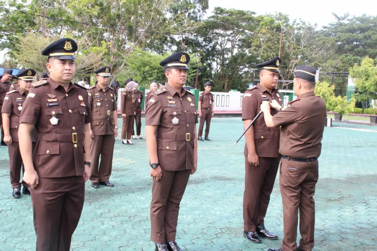 Kejari Seruyan Lantik Pejabat Baru, Tegaskan Penegakan Hukum Profesional