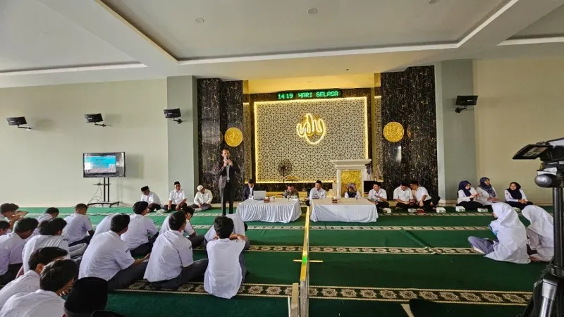 MAN 4 Jakarta Selatan Gelar Seminar Parenting dan Sosialisasi Analisa Bakat Minat Siswa Kelas X