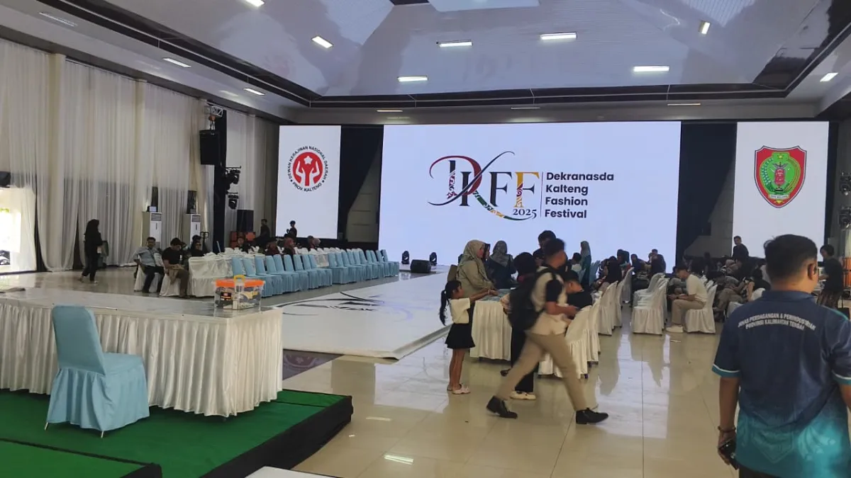 Dekranasda Kalteng Siapkan Festival Fashion 2025 Melalui Technical Meeting