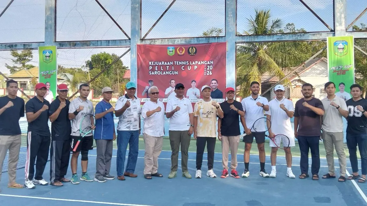 Bupati Sarolangun Resmikan Kejuaraan Tenis PELTI Cup 2026 dengan 100 Peserta