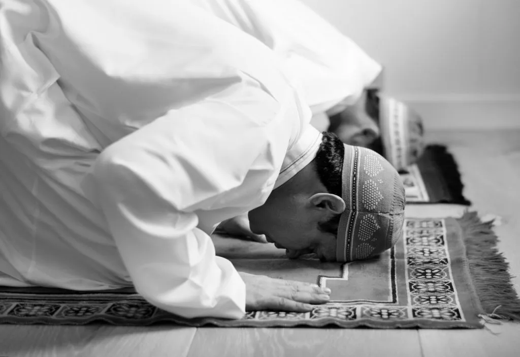 Jadwal Salat dan Imsak untuk Surabaya 8 Februari 2026