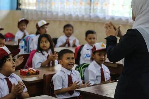 Pemkab Lobar Pastikan Pendidikan Murid SD Berlanjut Pasca Pembatalan Pernikahan