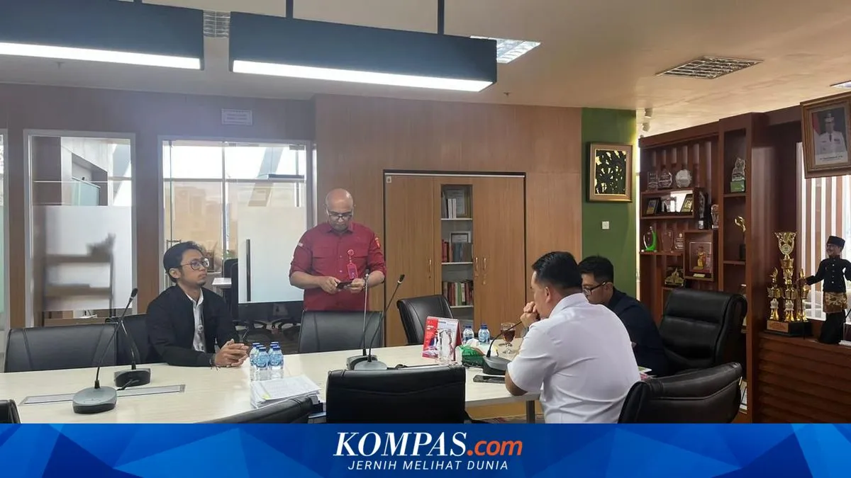 Wali Kota Jakarta Pusat Arifin Diperiksa oleh Kejaksaan Tinggi Terkait Kasus Korupsi Dinas Kebudayaan