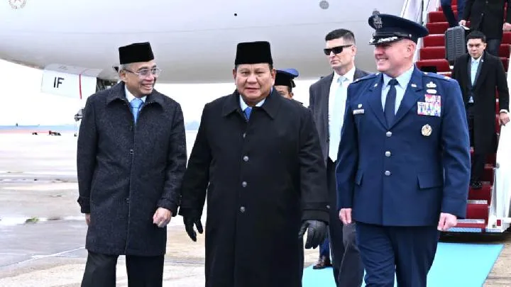 Prabowo Hadiri KTT Dewan Perdamaian dan Tandatangani Kesepakatan Tarif dengan AS