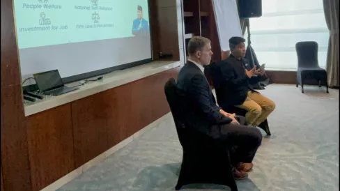 Ekonom Indonesia Bahas Kebijakan Ekonomi Nasional di Hadapan Investor AS