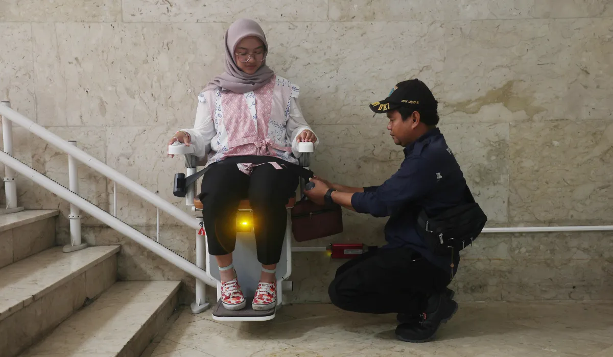 Monas Luncurkan Lift Chair untuk Akses Difabel dan Lansia