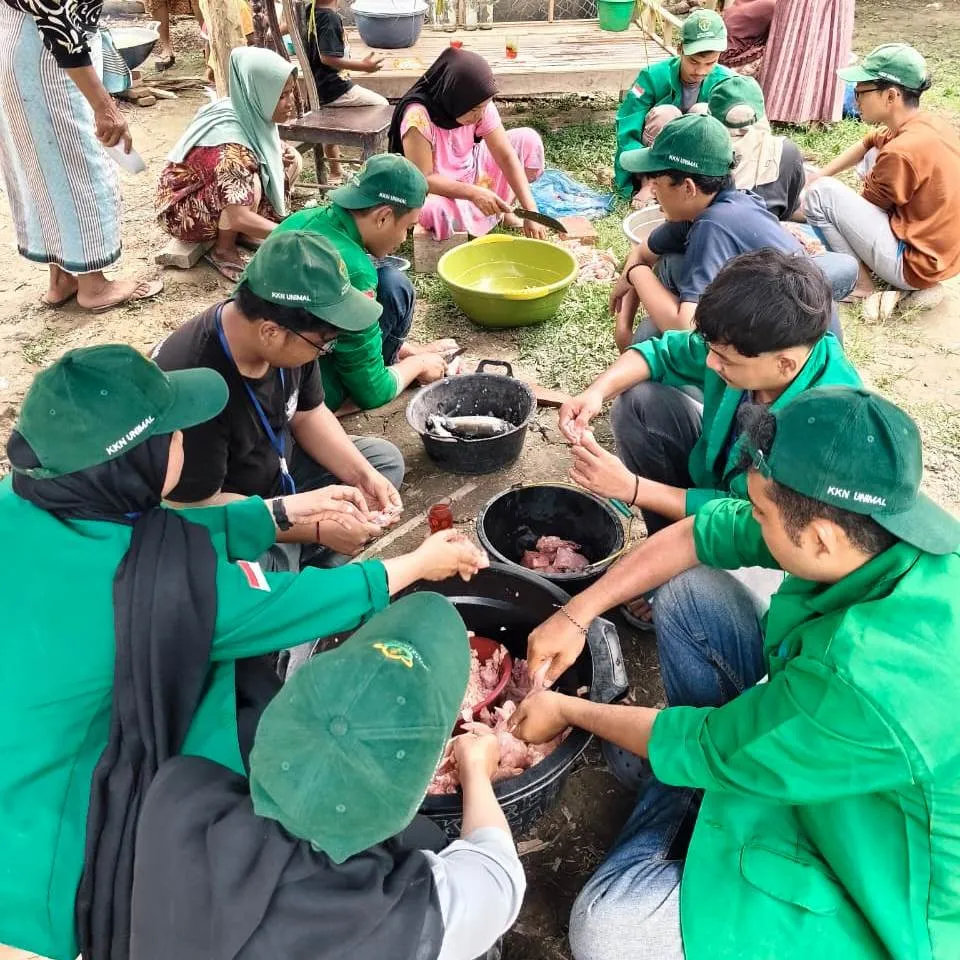 KKN Unimal Berkolaborasi dengan Warga Cot Manyang Lewat Tradisi Kenduri dan Peusijuek