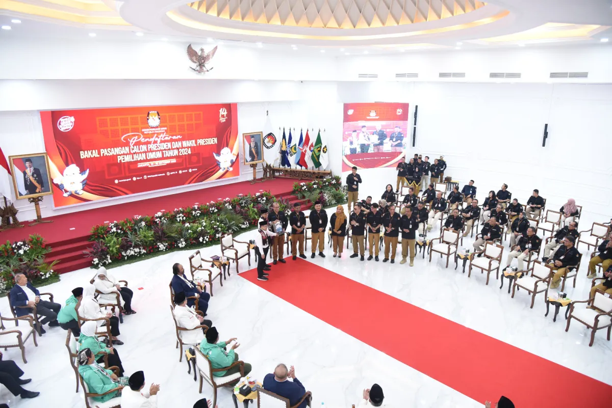 Dua Pasangan Calon Daftar Resmi untuk Pilpres 2024, Bawaslu Awasi Proses Pendaftaran