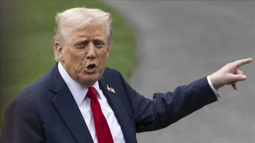 Trump Terapkan Tarif 25% untuk Impor Cip Semikonduktor demi Keamanan Nasional