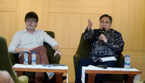 Kaum Rebahan di Cina: Gaya Hidup Santai atau Tanda Perlawanan Terselubung?