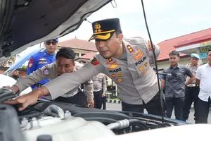 Kapolres Karangasem Pimpin Perawatan Kendaraan Dinas untuk Optimalisasi Tugas