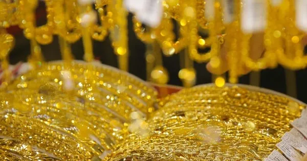 Harga Emas Diprediksi Naik, Catatkan Kenaikan Signifikan 8 Februari
