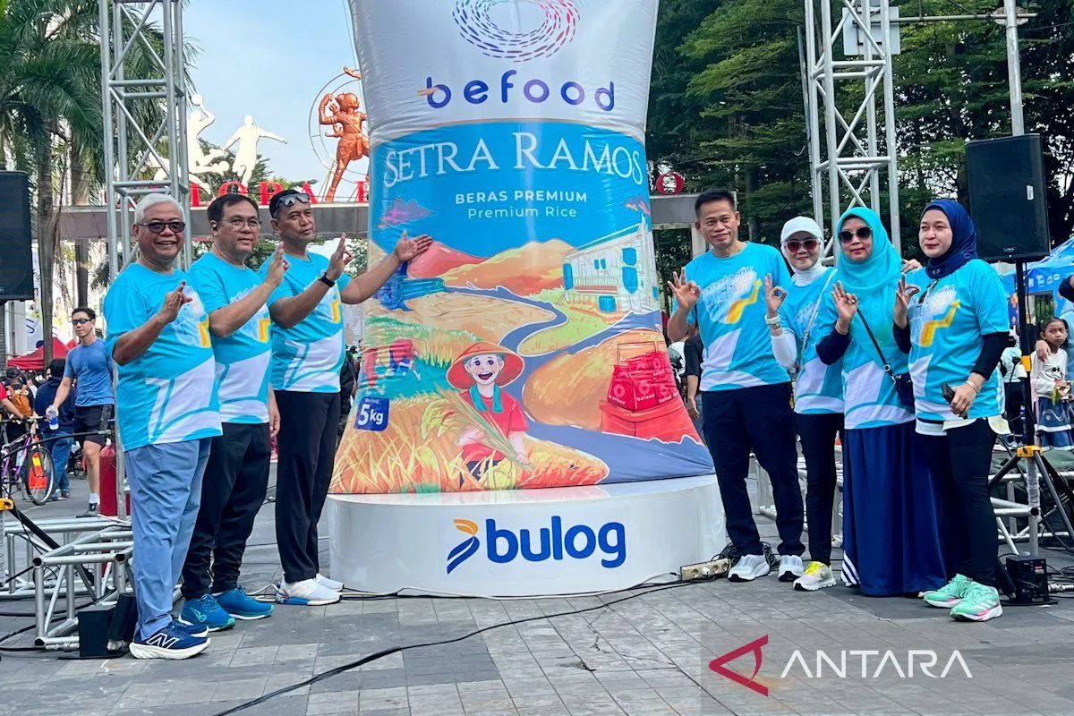 Peluncuran Beras Premium Befood Sentra Ramos oleh Bulog
