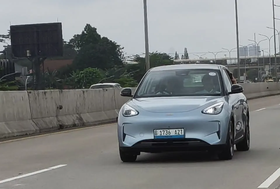 Geely EX2: Mobil Listrik Urban Tangguh untuk Perjalanan Sehari-hari