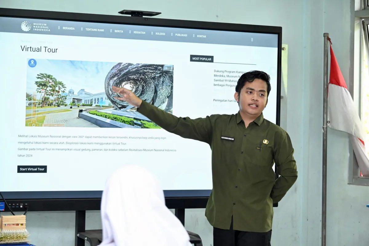 Pemanfaatan Papan Interaktif Digital Tingkatkan Kualitas Pembelajaran di Sekolah