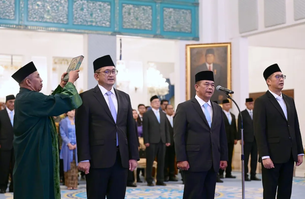 Presiden Prabowo Lantik Enam Duta Besar LBBP RI di Istana Negara