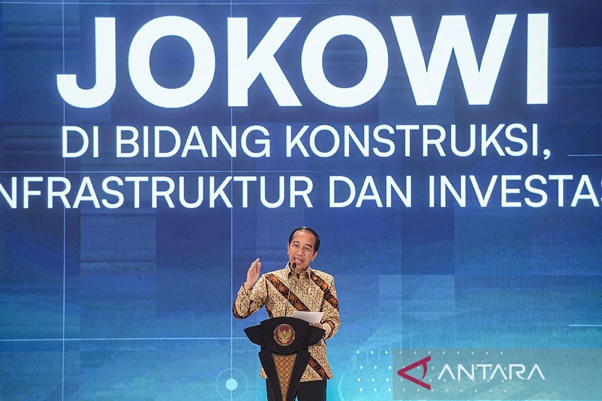Capaian Sepuluh Tahun Pemerintahan Jokowi dan Fokus Indonesia-Sentris