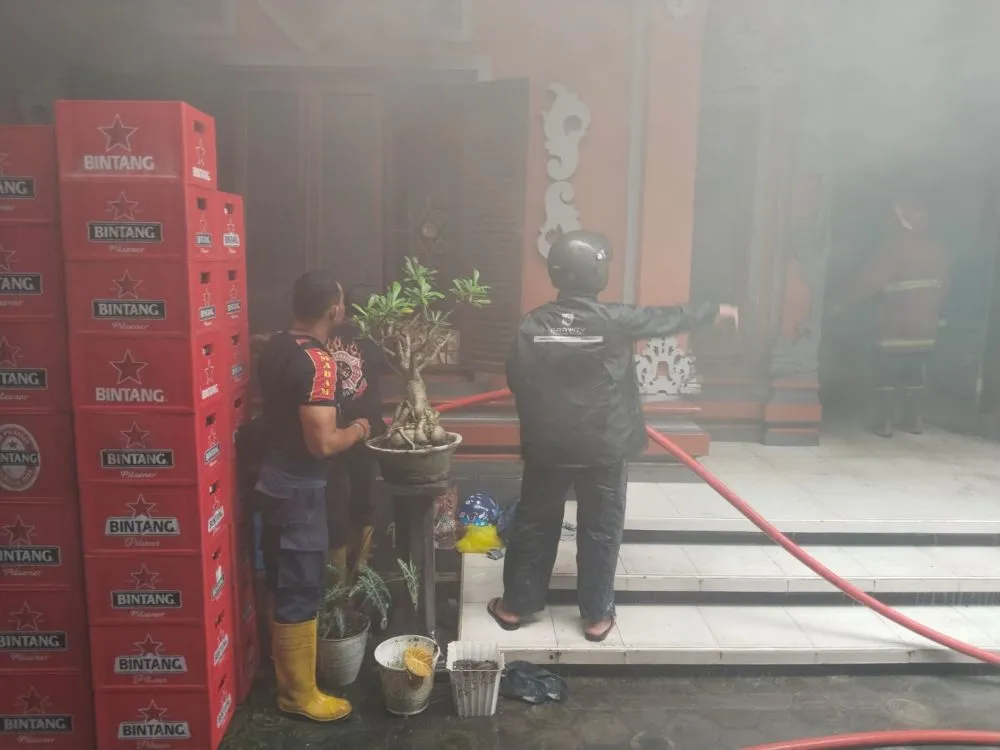 Kebakaran Kamar Tidur di Desa Kusamba, Diduga Dipicu Anak Bermain Api