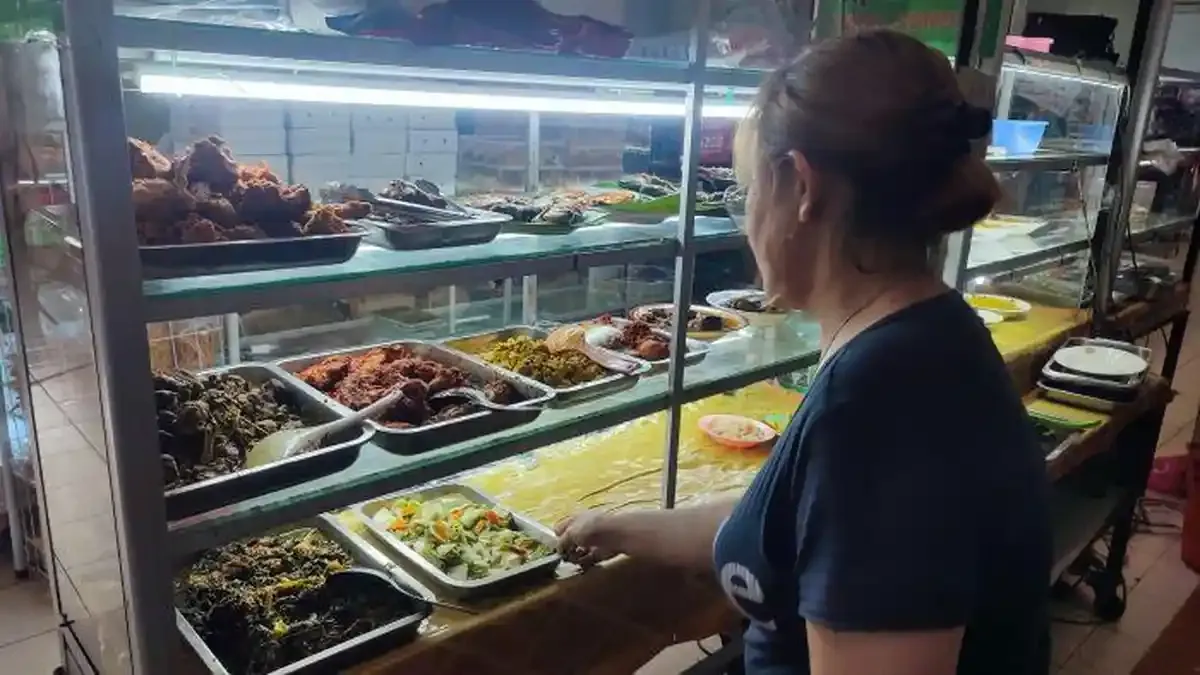 Pasar Segar Paal Dua Manado: Sentra Kuliner Murah untuk Beragam Kalangan
