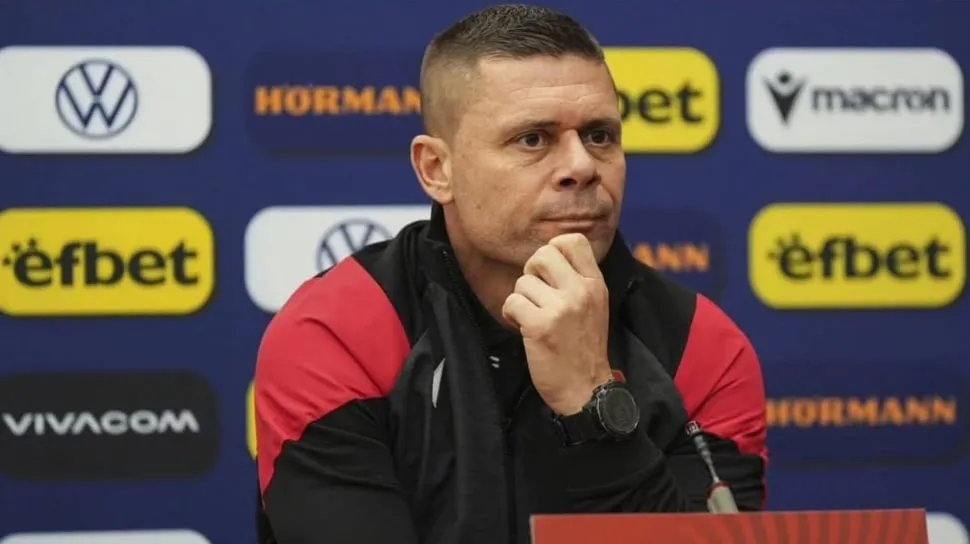 Pelatih Timnas Bulgaria: Sepak Bola di Indonesia Seperti Agama