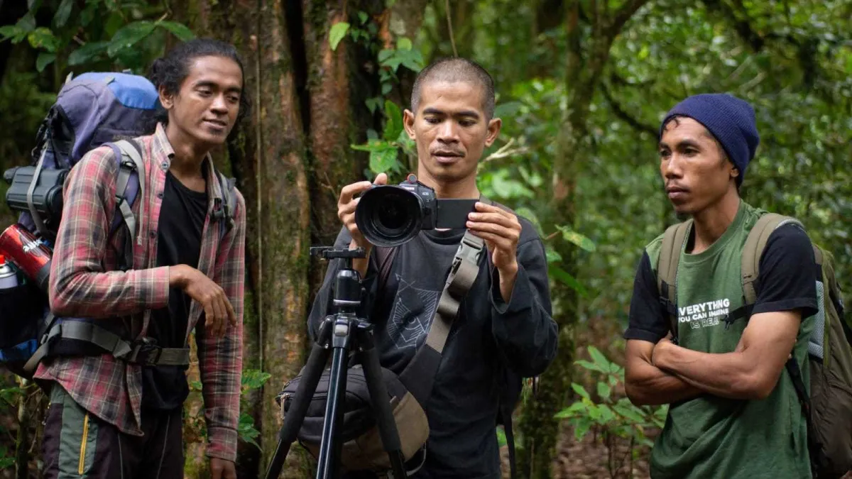 Komunitas Bima Berjuang Menyelamatkan Elang Flores dari Ancaman Kepunahan