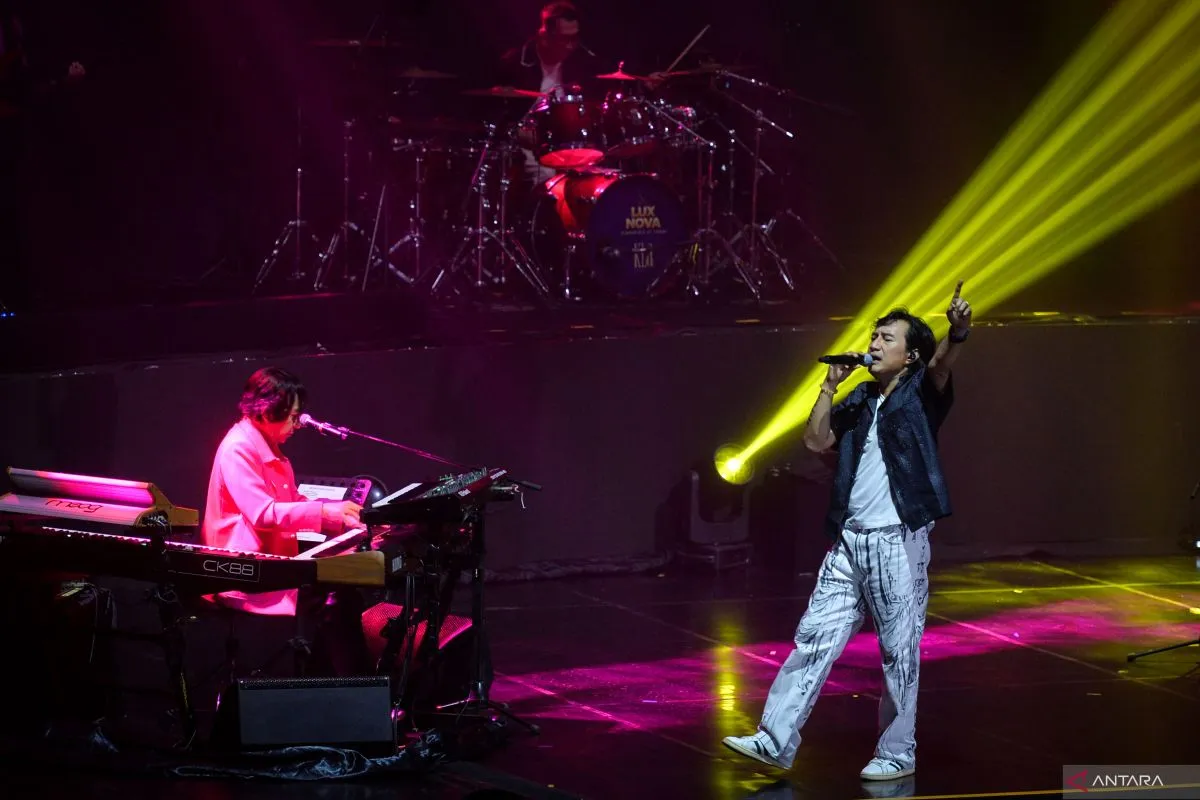 KLa Project Rayakan 37 Tahun Berkarya dalam Konser 'LUX NOVA'