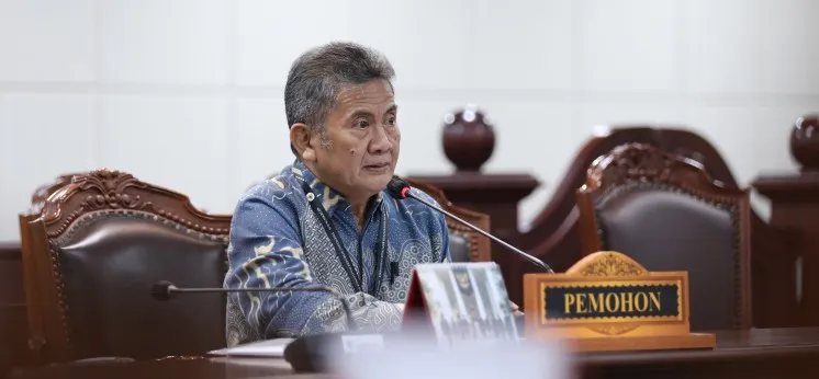 Pengujian Norma Pengecualian Keputusan TUN di Mahkamah Konstitusi