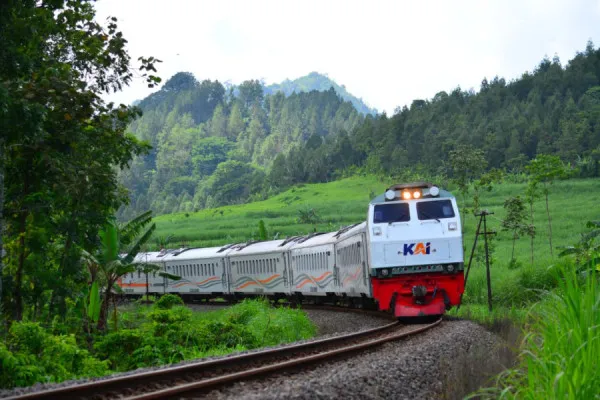 Tiket Kereta Api Reguler untuk Mudik Lebaran Terjual 435.708