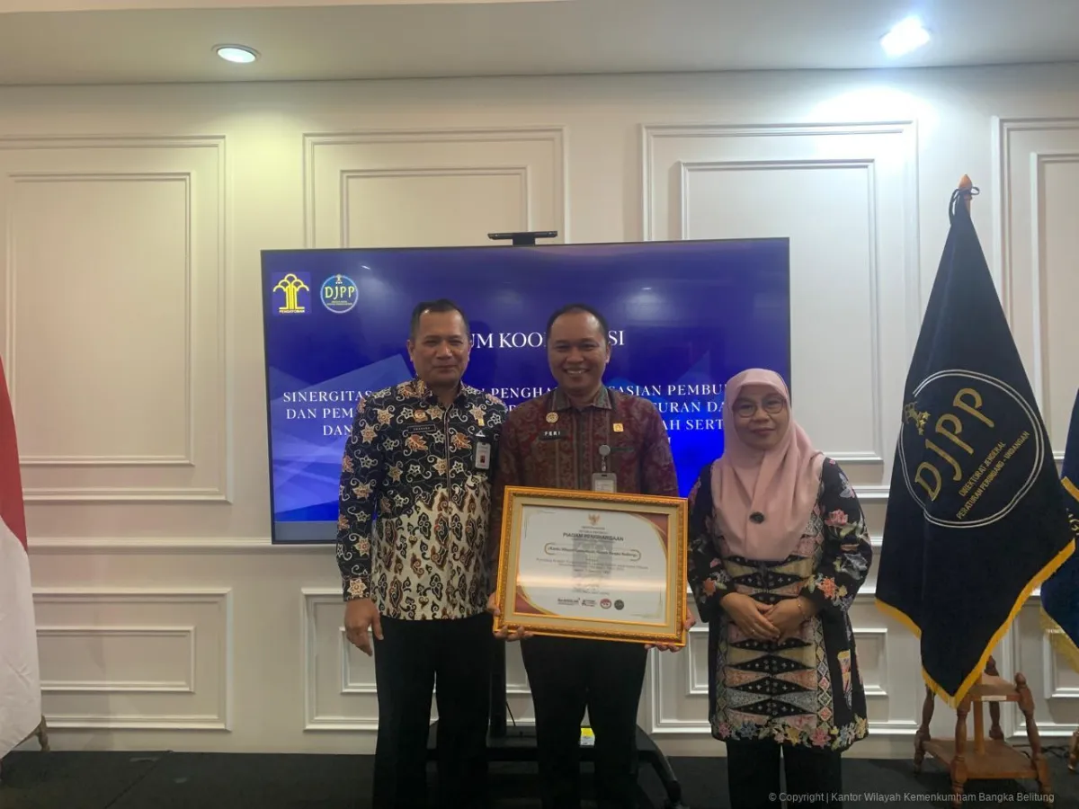 Kanwil Kemenkum Babel Raih Penghargaan III Anugerah Legislasi Daerah