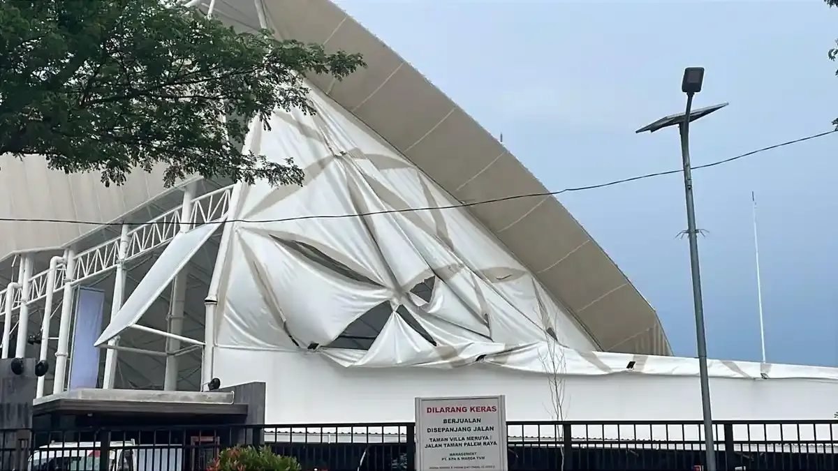 Hasil Penyelidikan Awal Atap Lapangan Padel di Meruya yang Ambruk