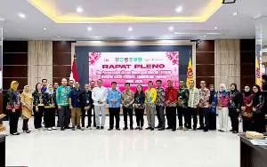 OJK Kalteng Gelar Rapat Pleno TPAKD untuk Perkuat Akses Keuangan Wilayah Barat