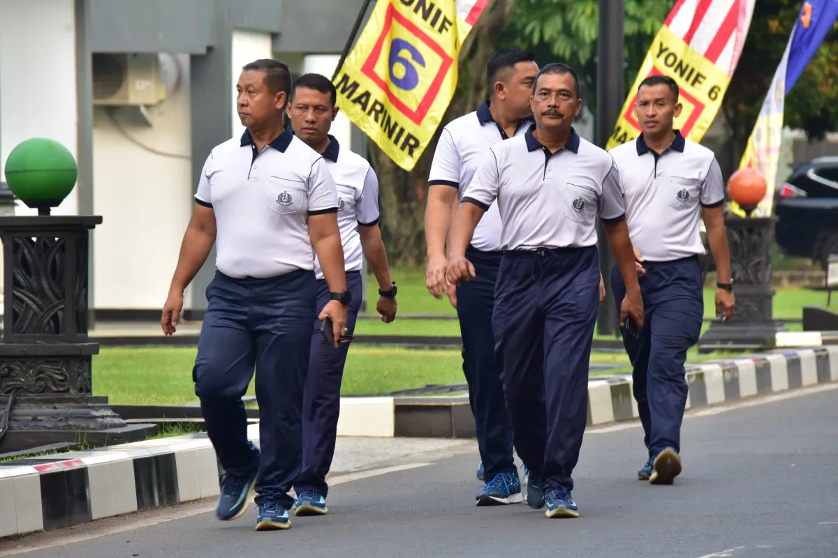 WadanKormar Pimpin Olahraga Pagi untuk Tingkatkan Kebugaran