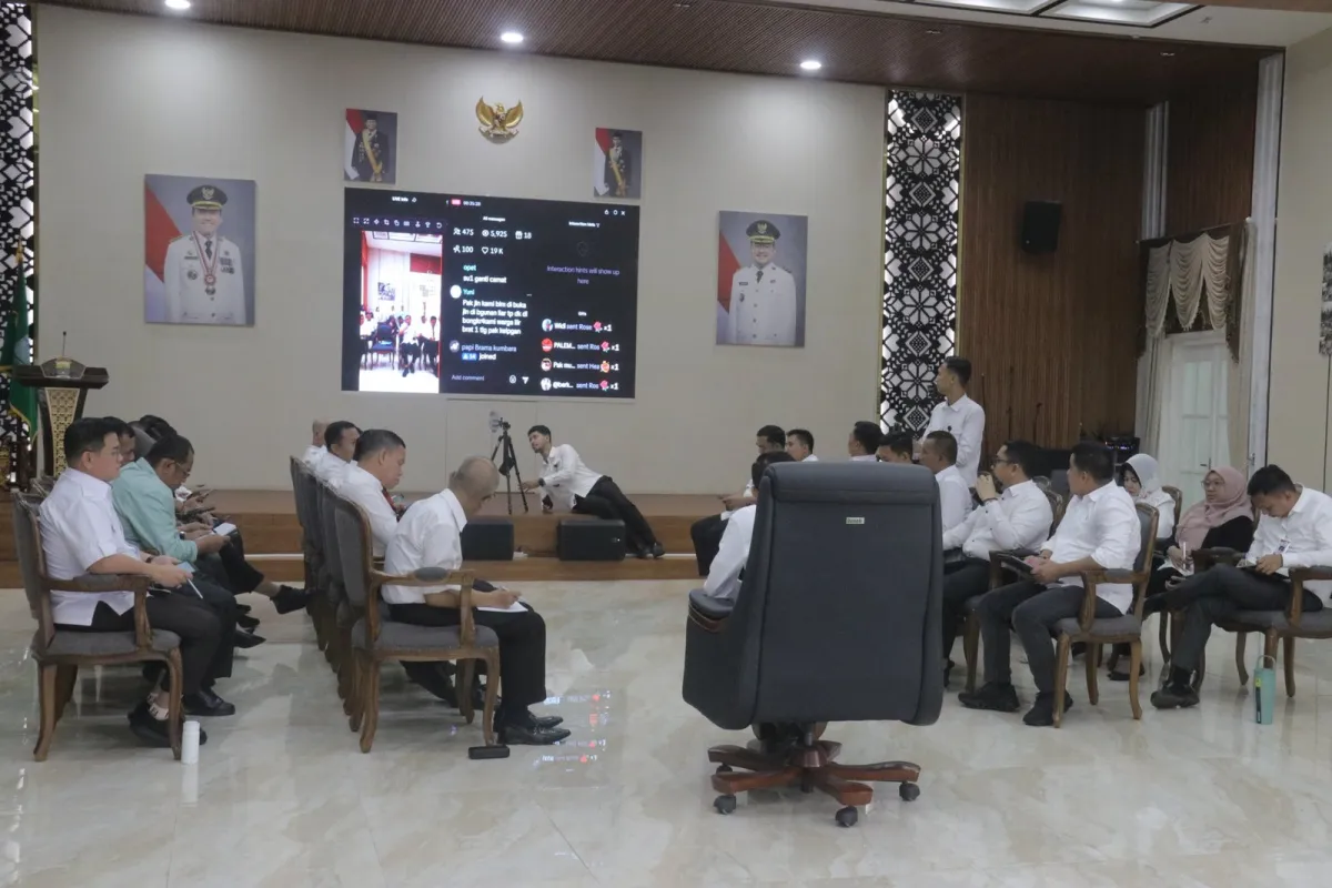 Pemkot Palembang Tanggapi Keluhan Warga tentang Lampu Jalan Lewat Live TikTok