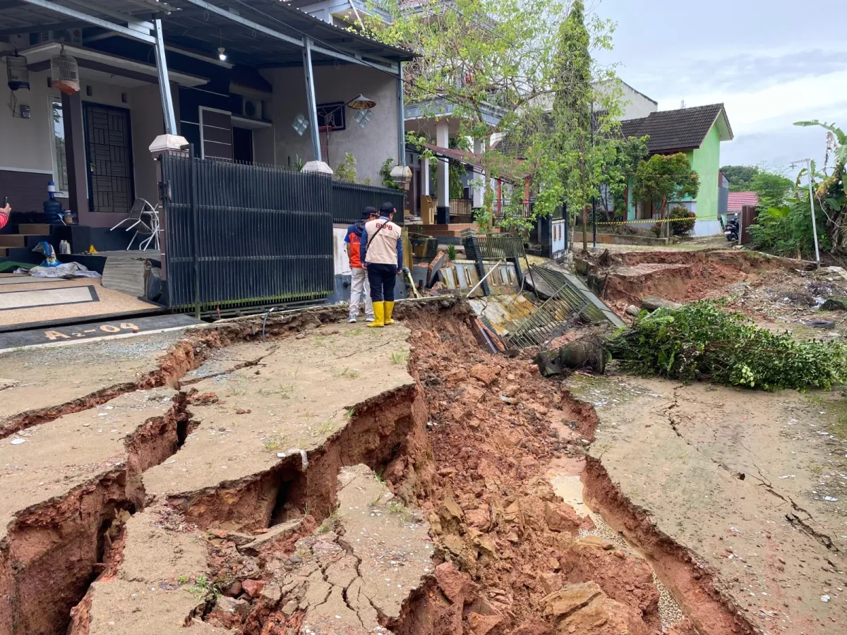 Pergerakan Tanah di Samarinda Mengancam Dua Rumah Warga