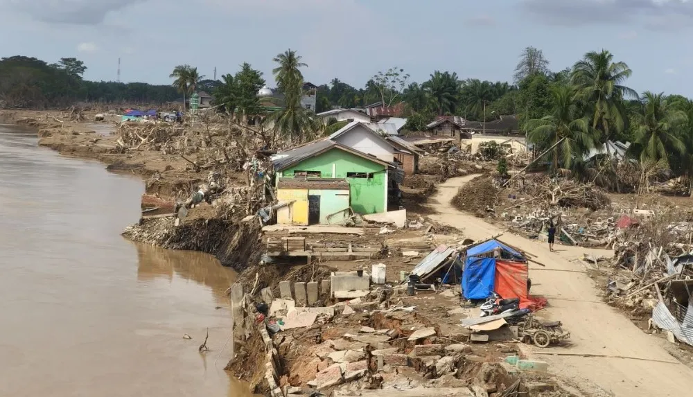 Kemenkes Kirim 600 Relawan Medis untuk Bantu Korban Banjir Aceh