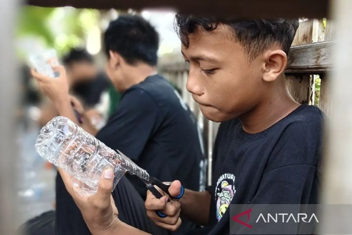 Komunitas Sabangau Ranger Edukasi Anak Daur Ulang Sampah Plastik untuk Tanam Pohon