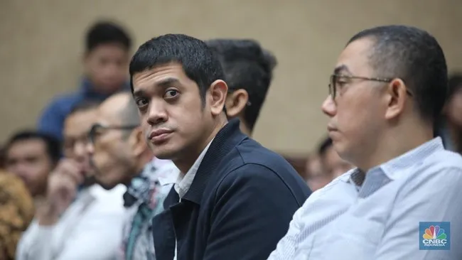 Sembilan Terdakwa Kasus Korupsi Minyak Ajukan Pledoi di Pengadilan