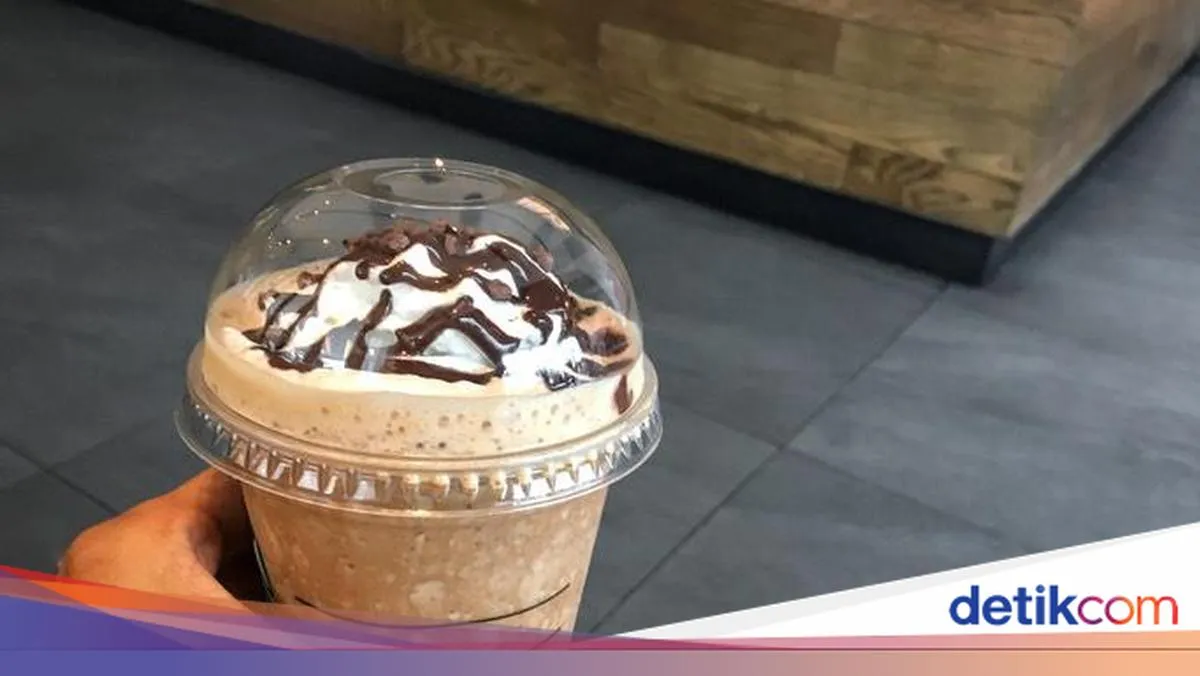 Perbedaan Antara Creamy Segar Kopi Frappe dan Frappuccino