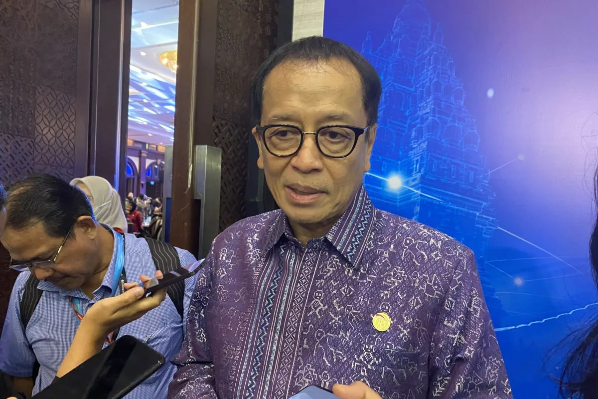 OJK Mendorong DPR Setujui Perluasan Aktivitas Bank di Pasar Modal