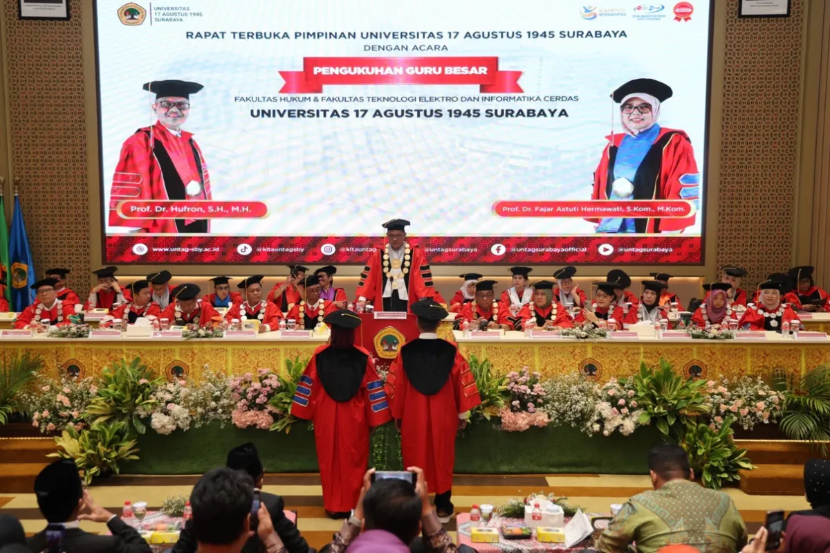 Untag Surabaya Resmi Tambah Dua Guru Besar di Hukum dan Citra Digital